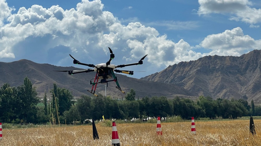 一张执照，无限可能！保华润天无人机培训为你打开新疆新视野