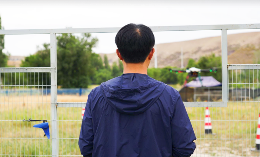 一张执照,无限可能!保华润天无人机培训为你打开新疆新视野