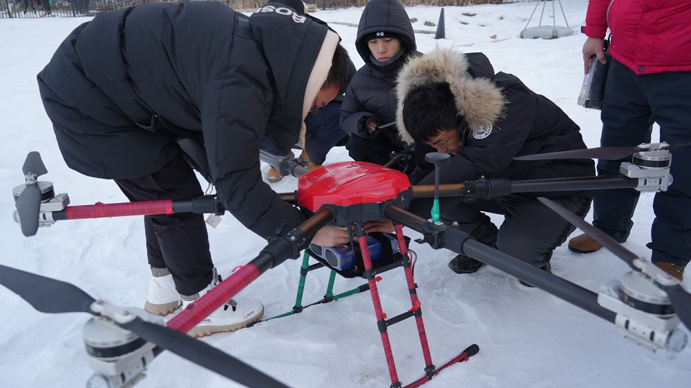 新疆无人机培训严选：保华润天航空专业团队全程指导飞行