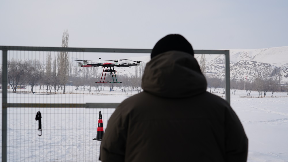 新疆无人机执照最快拿证攻略:保华润天航空全日制集训营揭秘