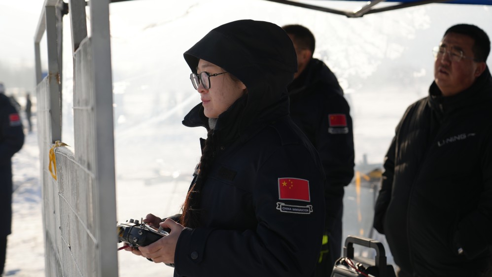 新疆无人机驾驶证培训 保华润天航空理论与实操课时