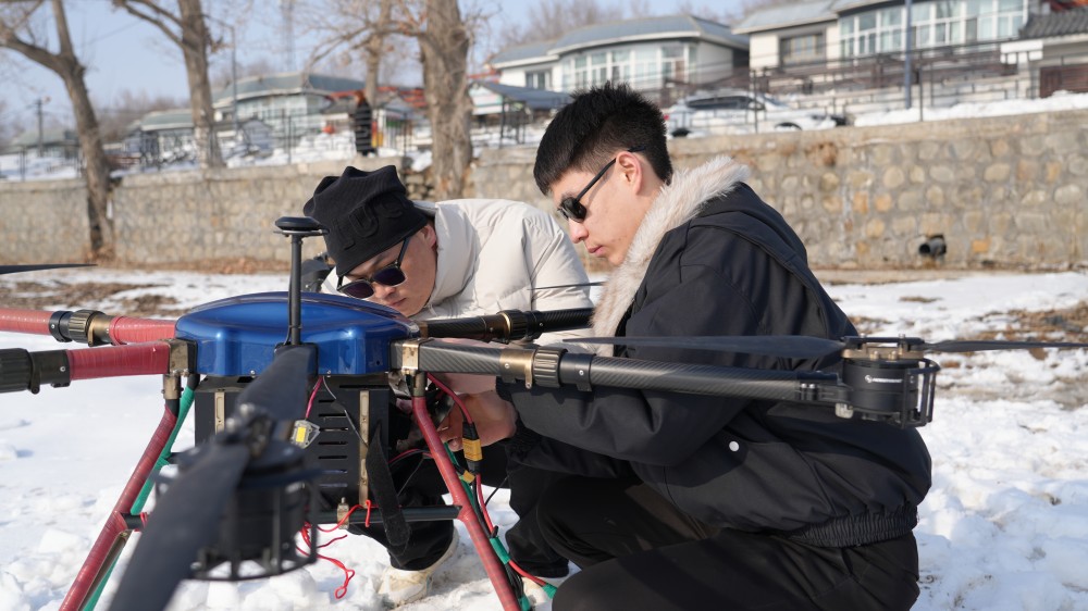 保华润天航空：在新疆学无人机，这几点你必须知道
